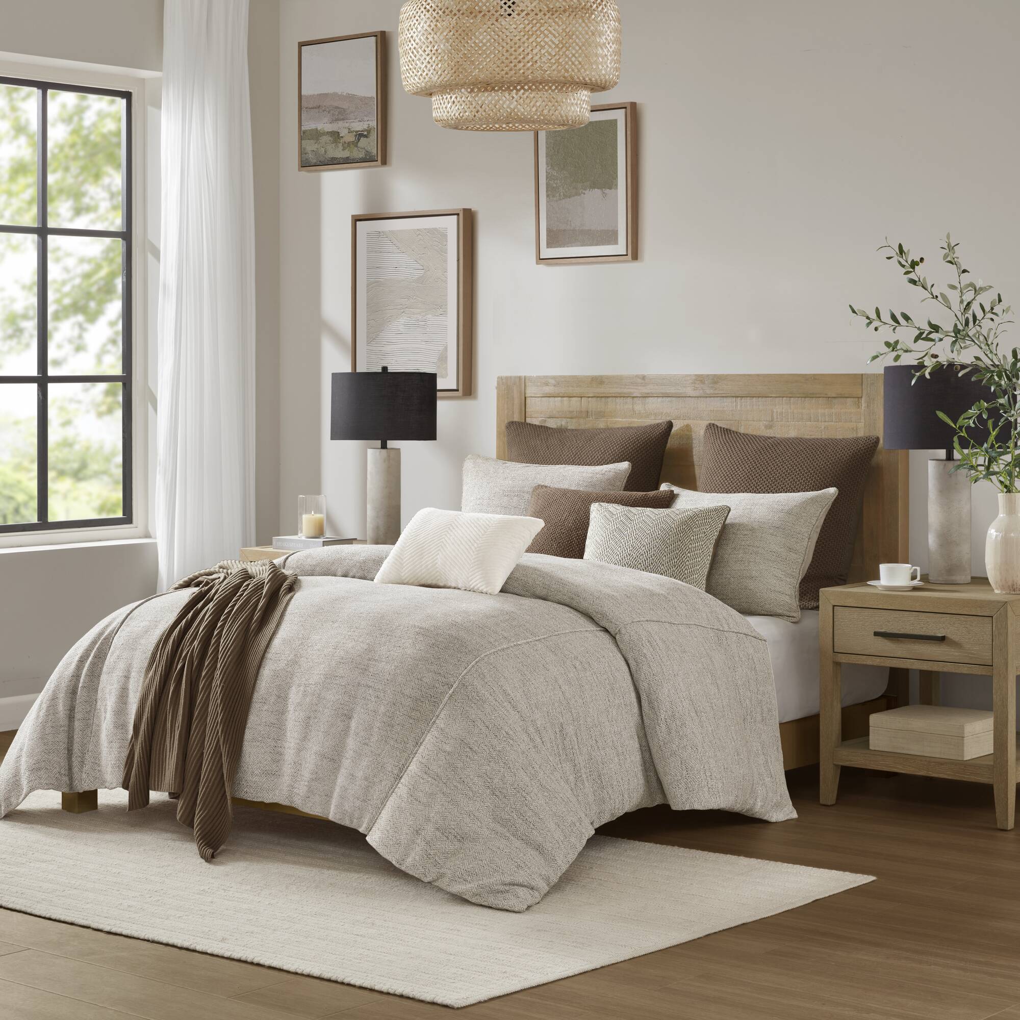 Chapman Comforter Set