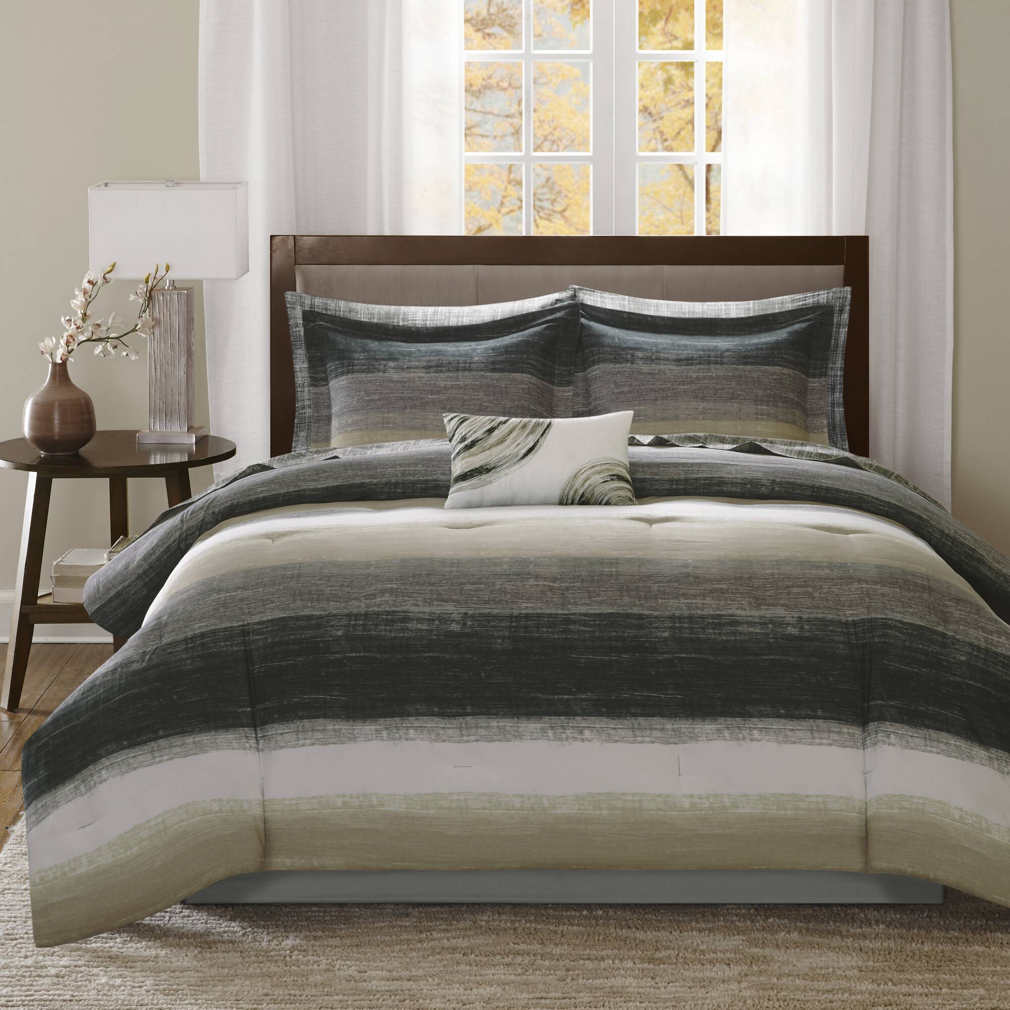 Saben Comforter Set with Cotton Bed Sheets
