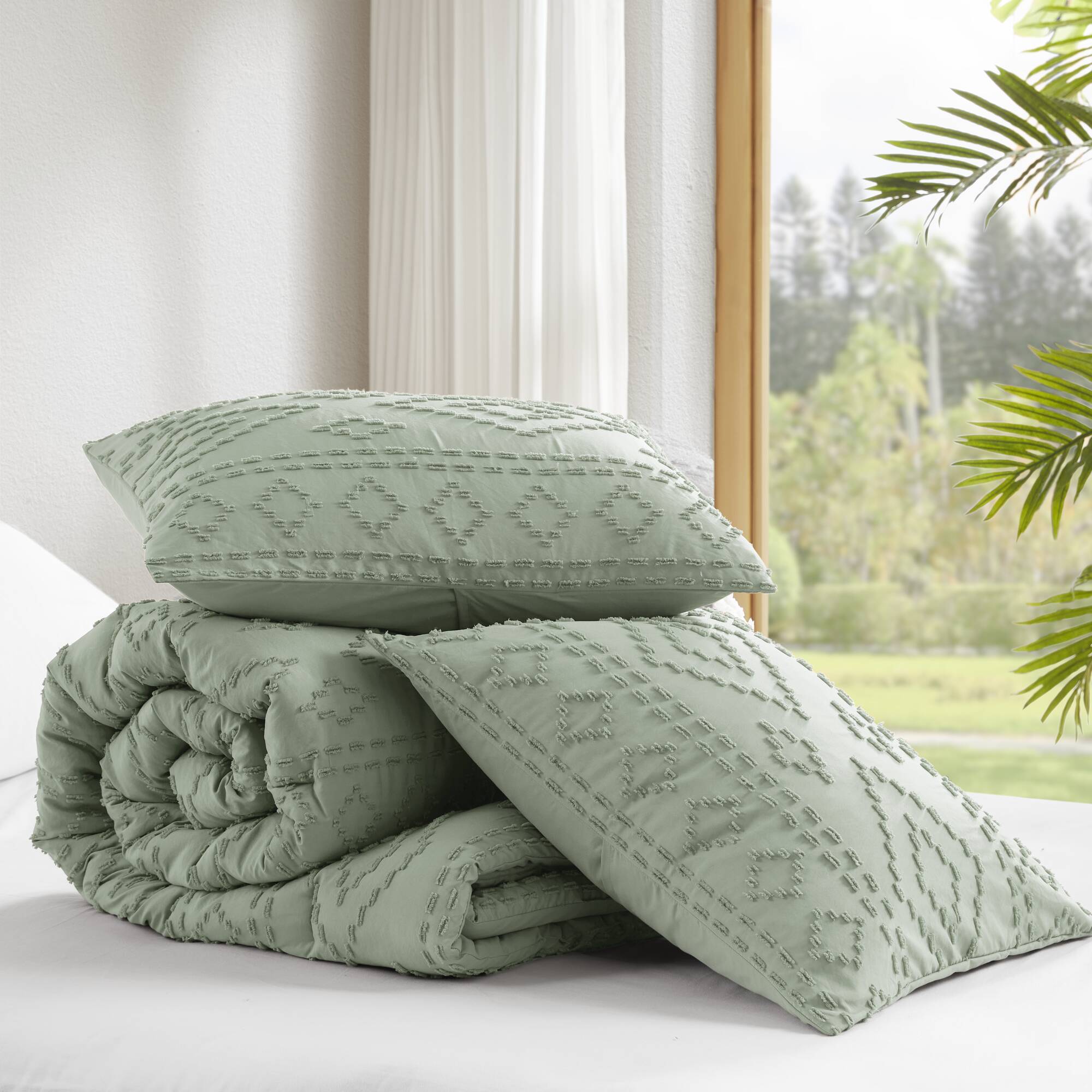 Gigi Comforter Mini Set