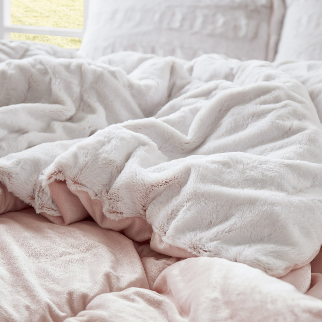Gia Faux Fur Comforter Mini Set
