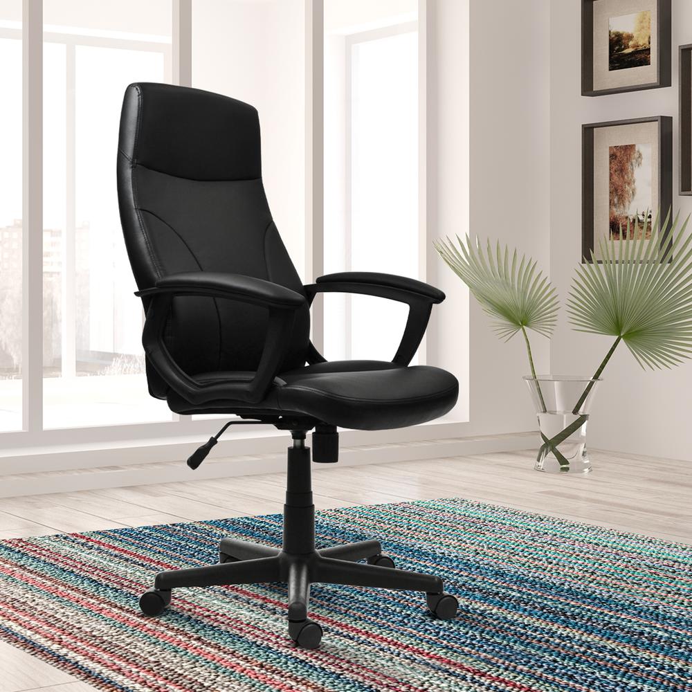 Medium Back Executive Office Chair. Color: Black