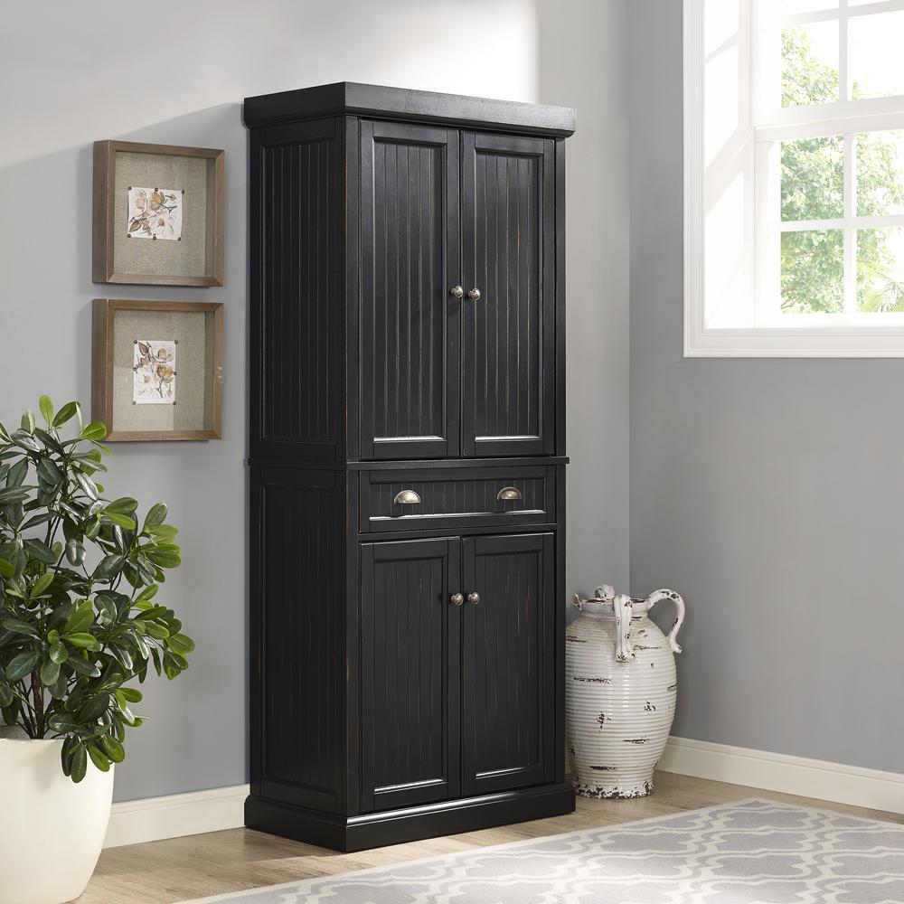 Seaside Kitchen Storage Pantry
