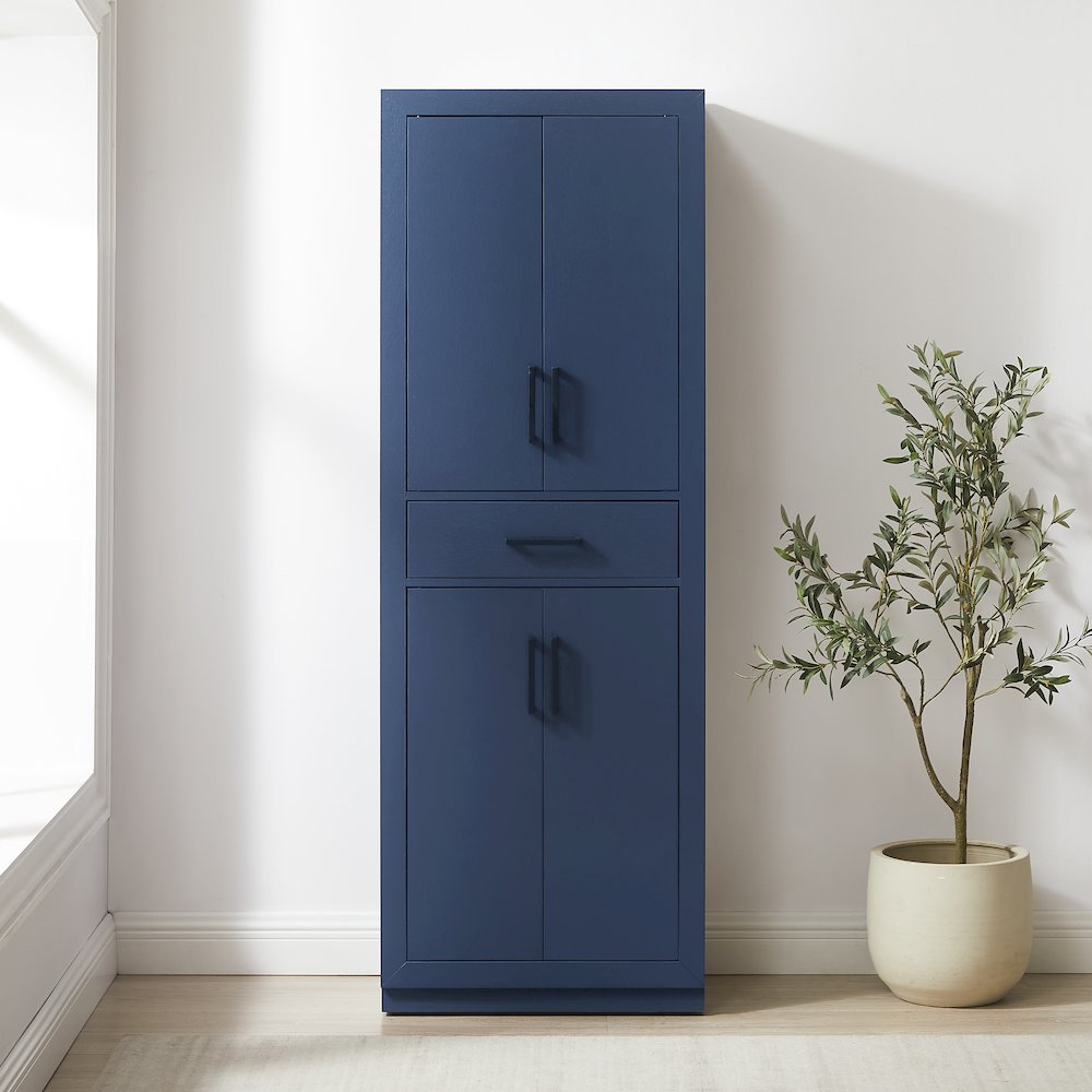 Isla Kitchen Storage Pantry