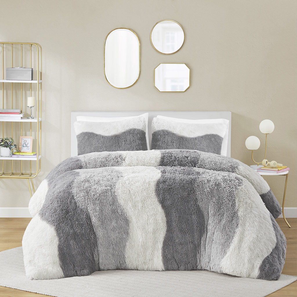 Cassie Ombre Shaggy Faux Fur Comforter Set
