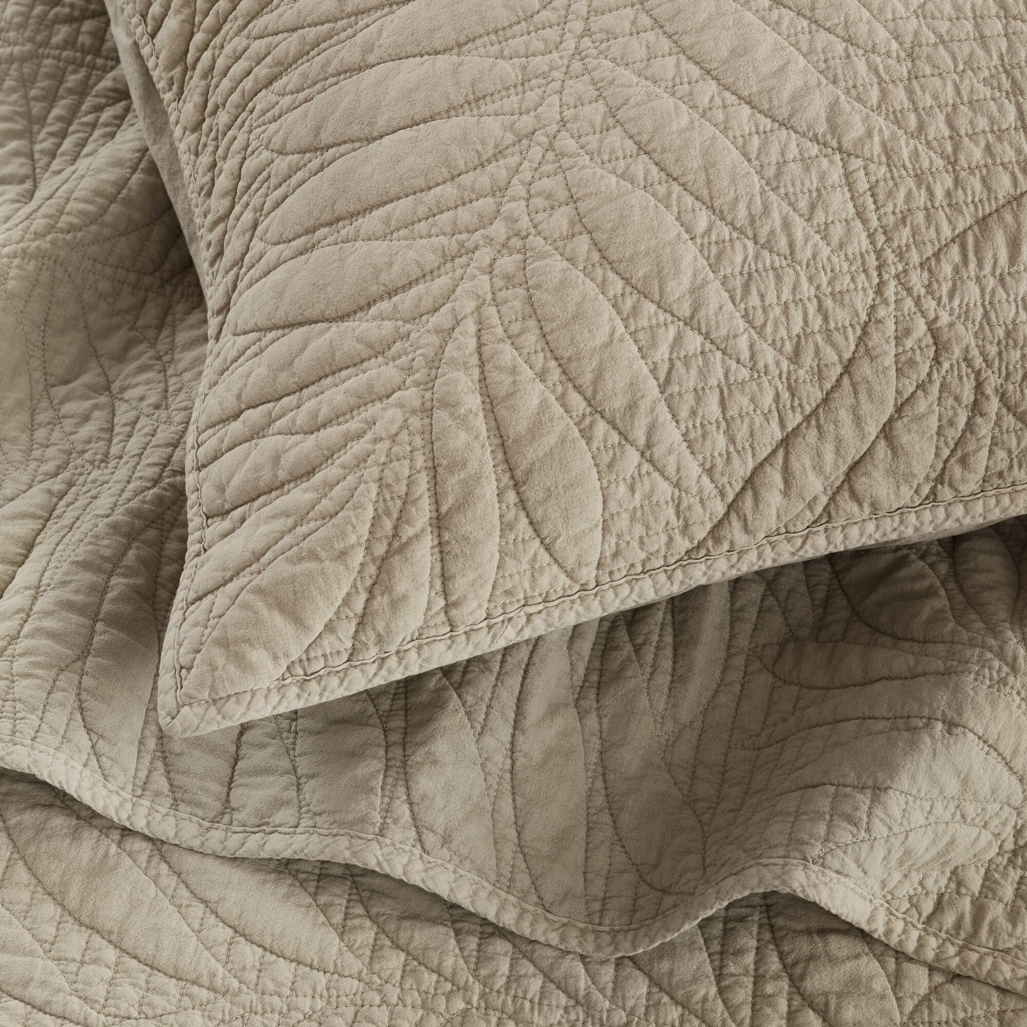 Botanical Leaves 3 Piece Cotton Quilt Set