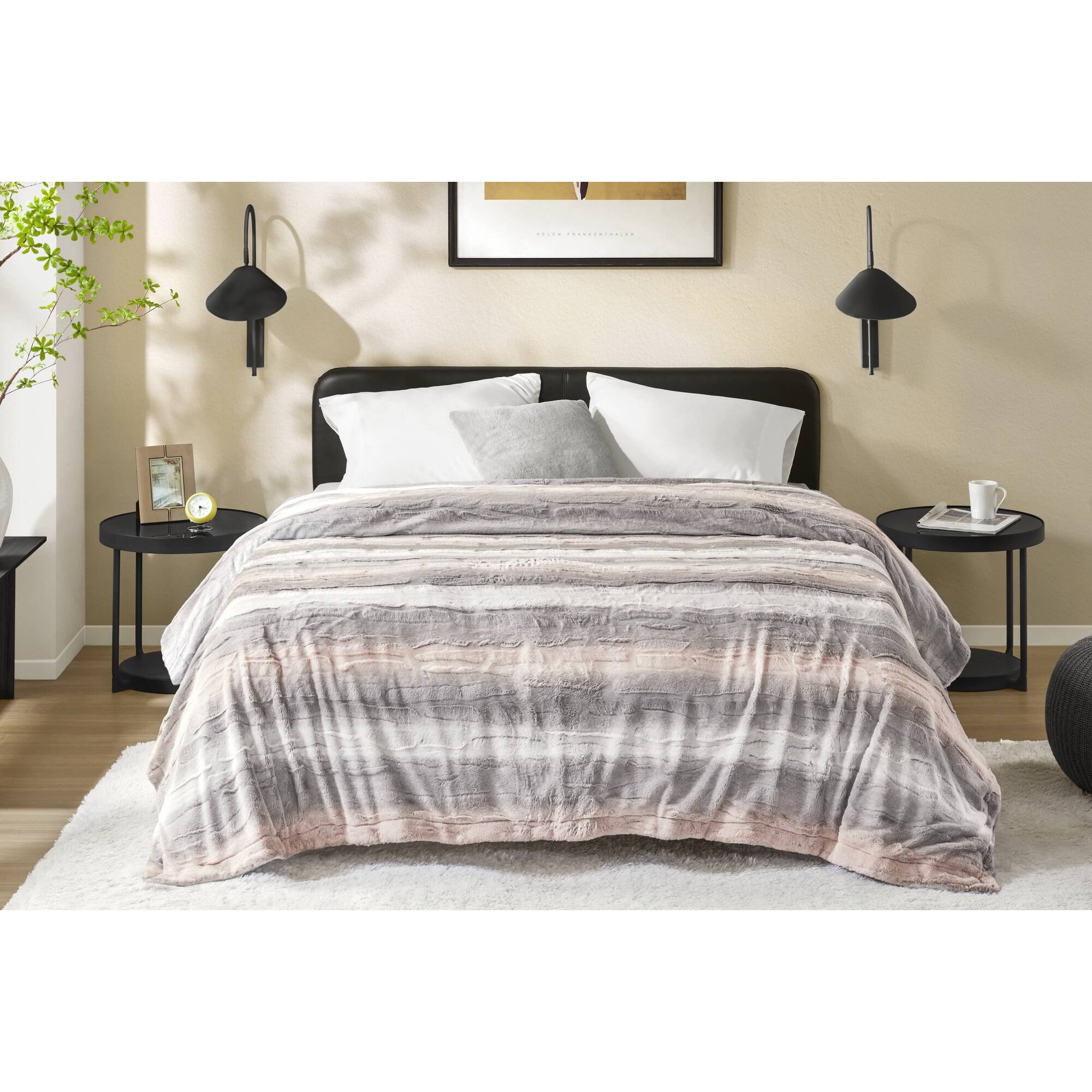 Zuri Faux Fur Blanket