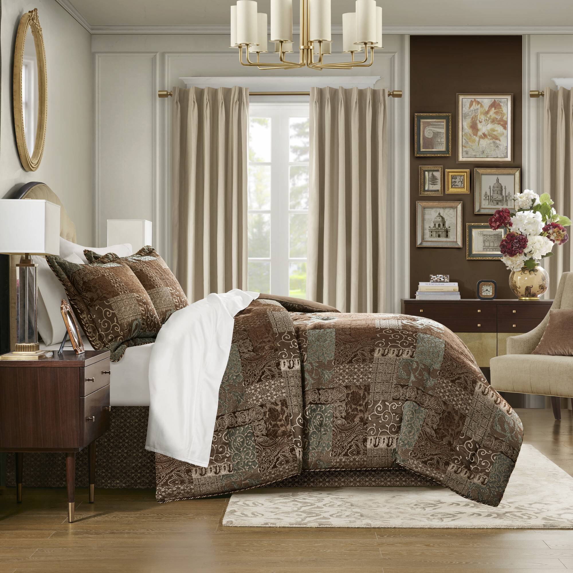 Galleria 4 Piece Comforter Set