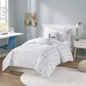Raina Metallic Printed Comforter Set from Intelligent Design in  White/Silver. Raina Metallic Printed Comforter Set from Intelligent Design in  White/Silver. Raina Metallic Printed Comforter Set from Intelligent Design in  White/Silver. Raina Metallic Printed Comforter Set from Intelligent Design in  White/Silver. Raina Metallic Printed Comforter Set from Intelligent Design in  White/Silver.