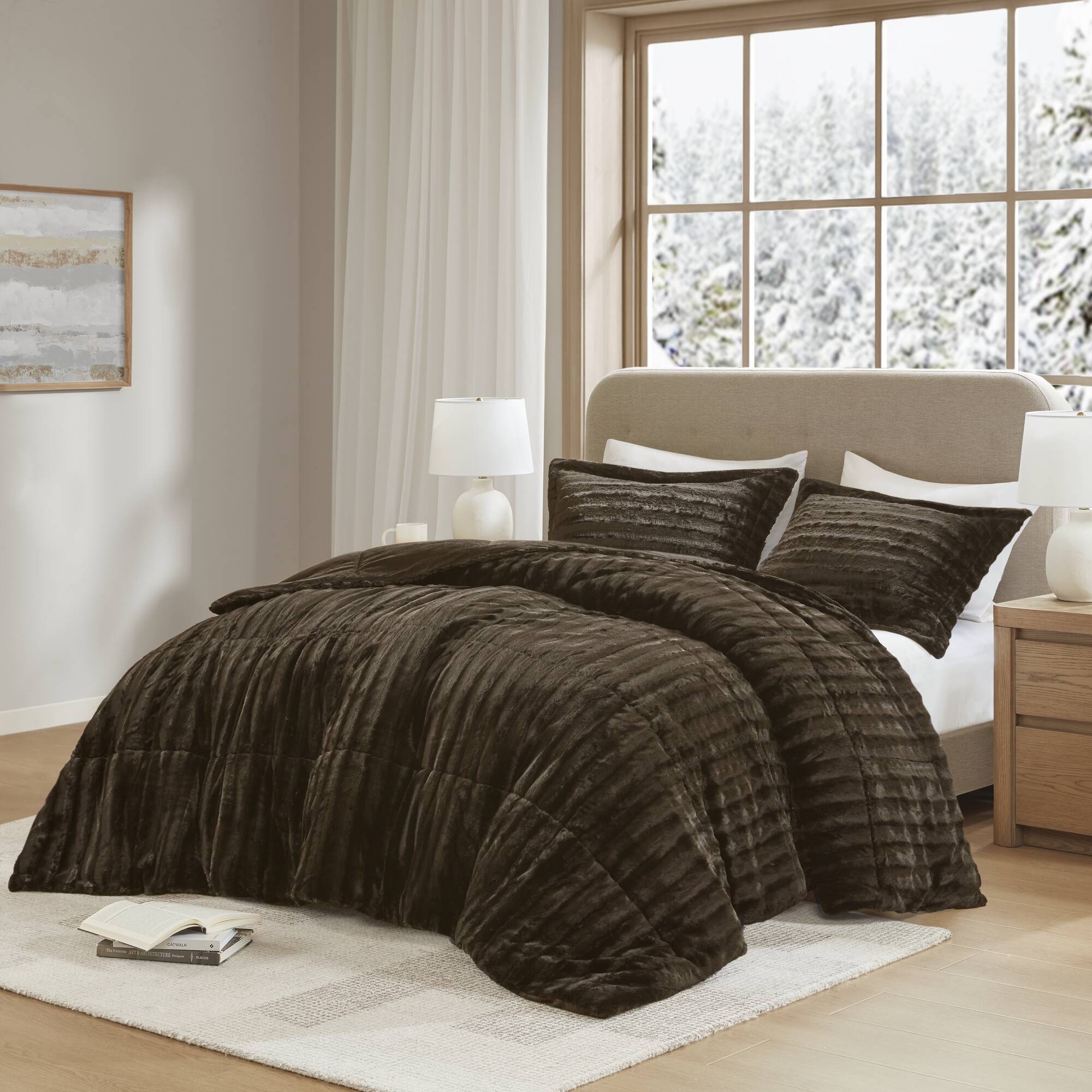 Duke Faux Fur Comforter Mini Set