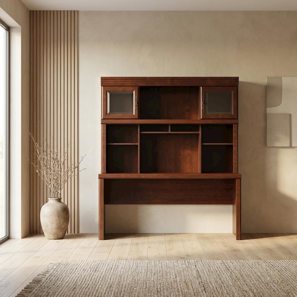 Heritage Hill Hutch