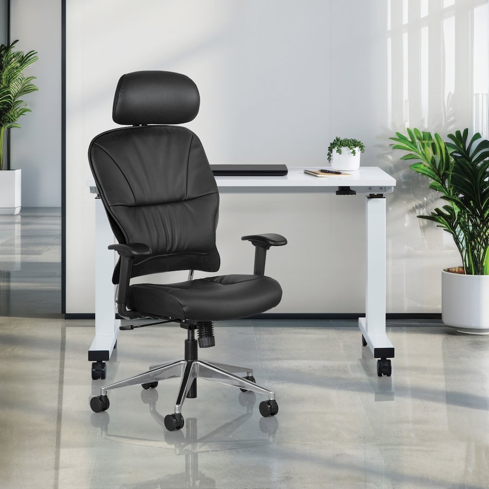 Black Bonded Leather Managers Chair