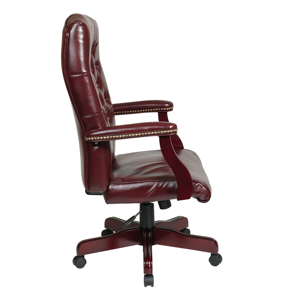 Traditional Executive Chair with Padded Arms