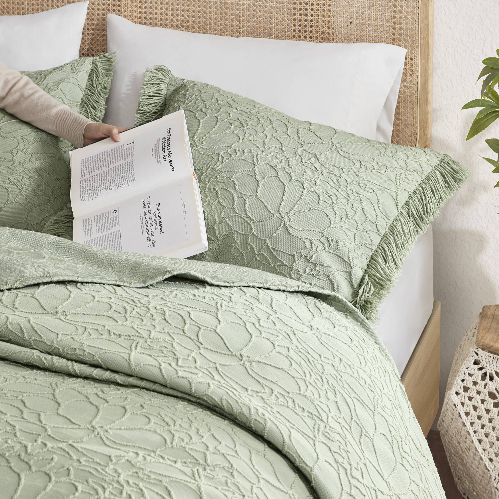 Willow Bedspread Set