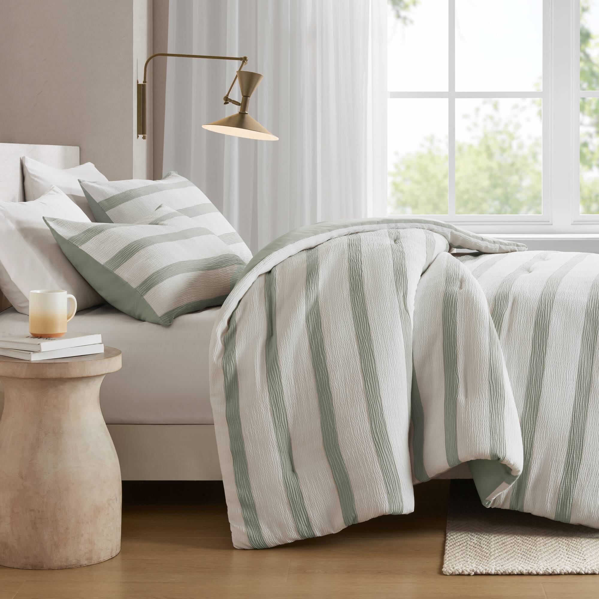 Merritt Yarn-dyed Striped Comforter