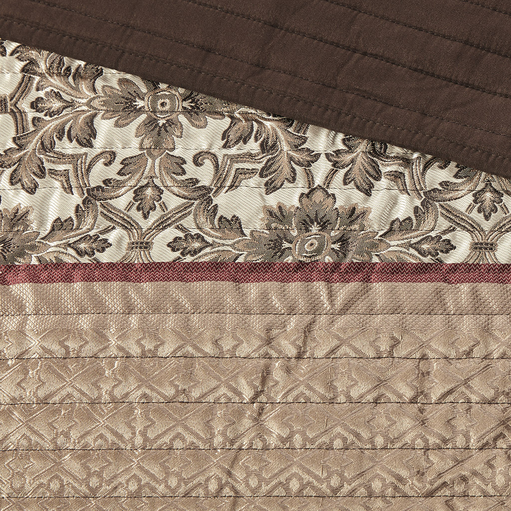 Princeton 5 Piece Jacquard Quilt Set with Throw Pillows