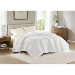 Windom Lightweight Down Alternative Blanket with Satin Trim from Madison Park in White. Windom Lightweight Down Alternative Blanket with Satin Trim from Madison Park in White. Windom Lightweight Down Alternative Blanket with Satin Trim from Madison Park in White. Windom Lightweight Down Alternative Blanket with Satin Trim from Madison Park in White. Windom Lightweight Down Alternative Blanket with Satin Trim from Madison Park in White.
