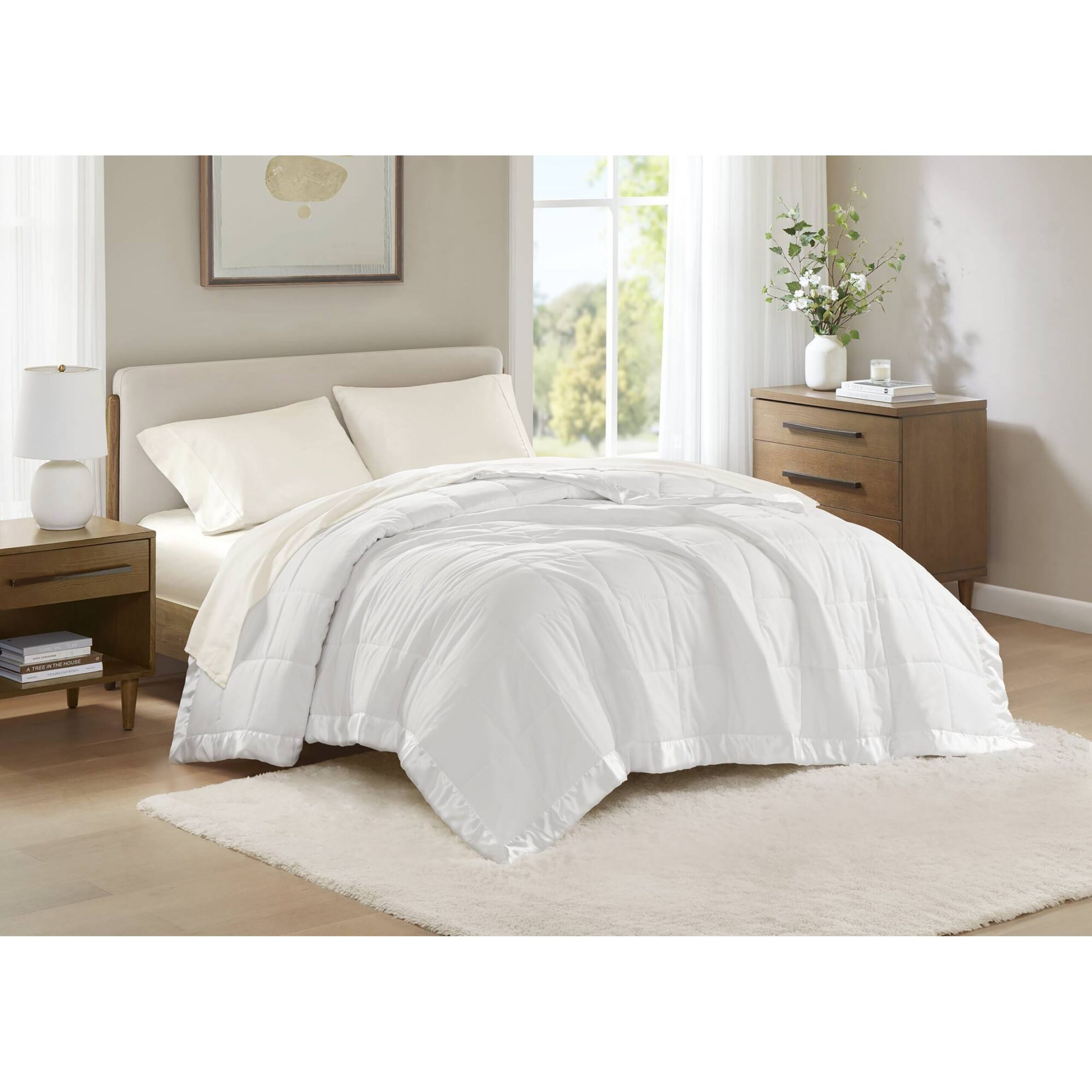 Windom Lightweight Down Alternative Blanket with Satin Trim