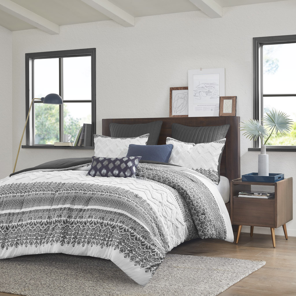 Mila 3 Piece Cotton Comforter Set with Chenille Tufting