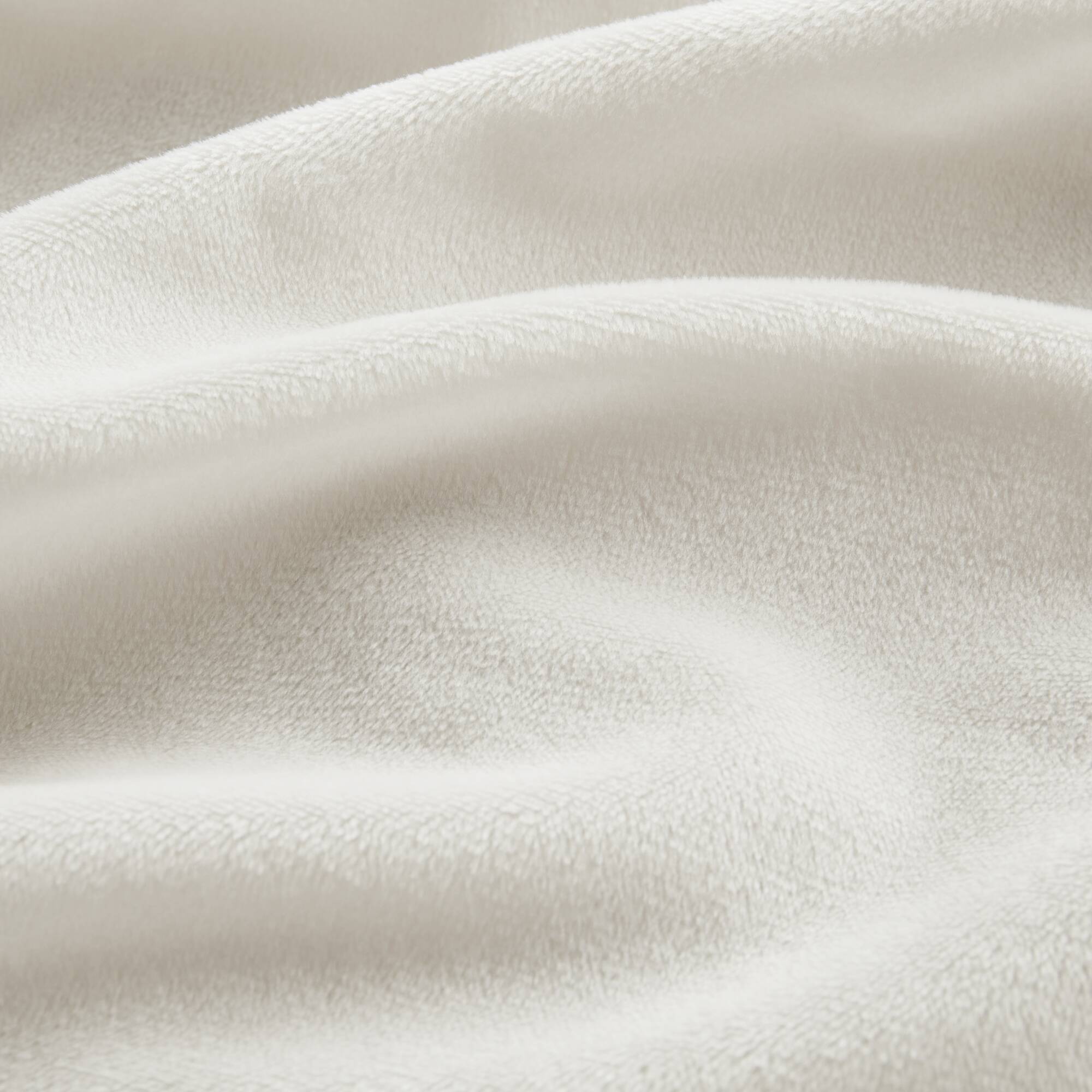 Vivienne Faux Fur Throw