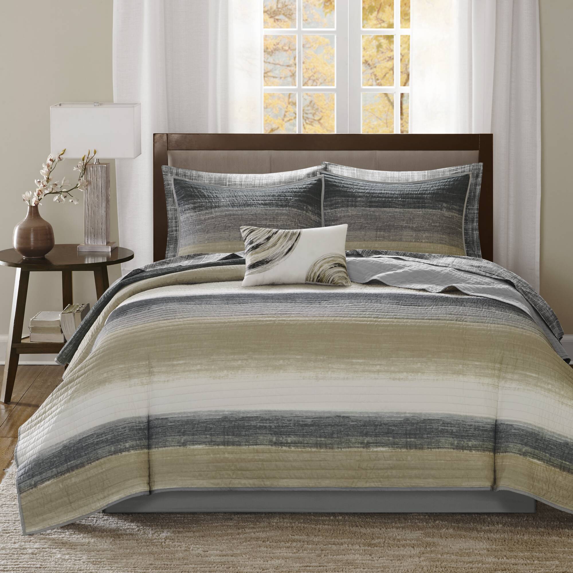 Saben Quilt Set with Cotton Bed Sheets