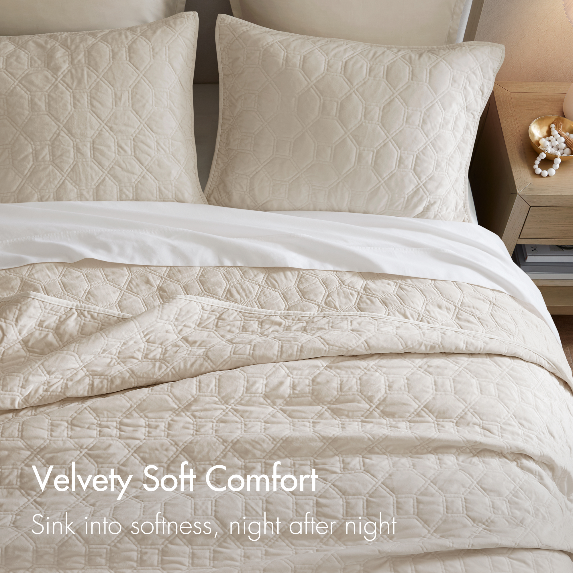 Harper 3 Piece Velvet Quilt Set