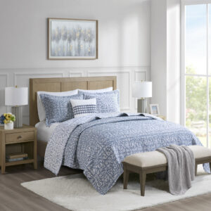 Harmony 4 Piece Oversized Reversible Matelasse Quilt Set with Throw Pillow from Madison Park Signature in  Blue. Harmony 4 Piece Oversized Reversible Matelasse Quilt Set with Throw Pillow from Madison Park Signature in  Blue. Harmony 4 Piece Oversized Reversible Matelasse Quilt Set with Throw Pillow from Madison Park Signature in  Blue. Harmony 4 Piece Oversized Reversible Matelasse Quilt Set with Throw Pillow from Madison Park Signature in  Blue. Harmony 4 Piece Oversized Reversible Matelasse Quilt Set with Throw Pillow from Madison Park Signature in  Blue.