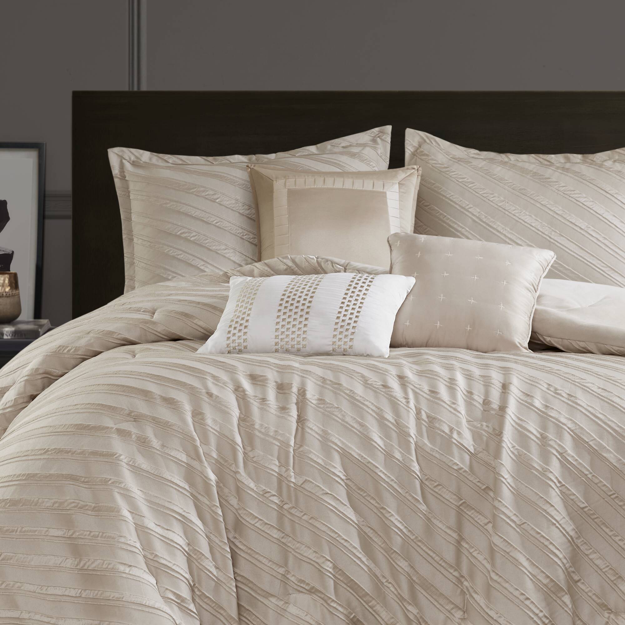 Riva Comforter Set