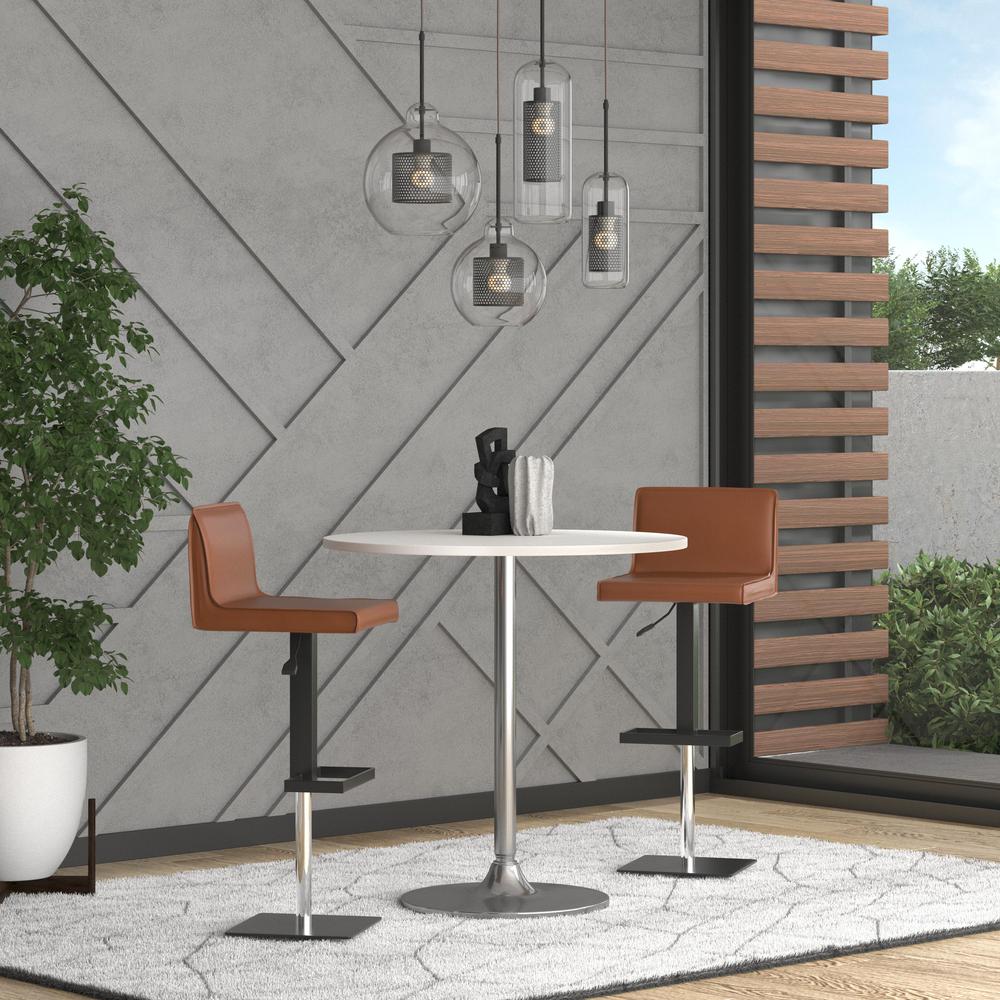 Bar Stool/Black Base