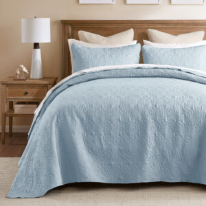 Quebec Reversible Bedspread Set from Madison Park in  Blue. Quebec Reversible Bedspread Set from Madison Park in  Blue. Quebec Reversible Bedspread Set from Madison Park in  Blue. Quebec Reversible Bedspread Set from Madison Park in  Blue. Quebec Reversible Bedspread Set from Madison Park in  Blue.