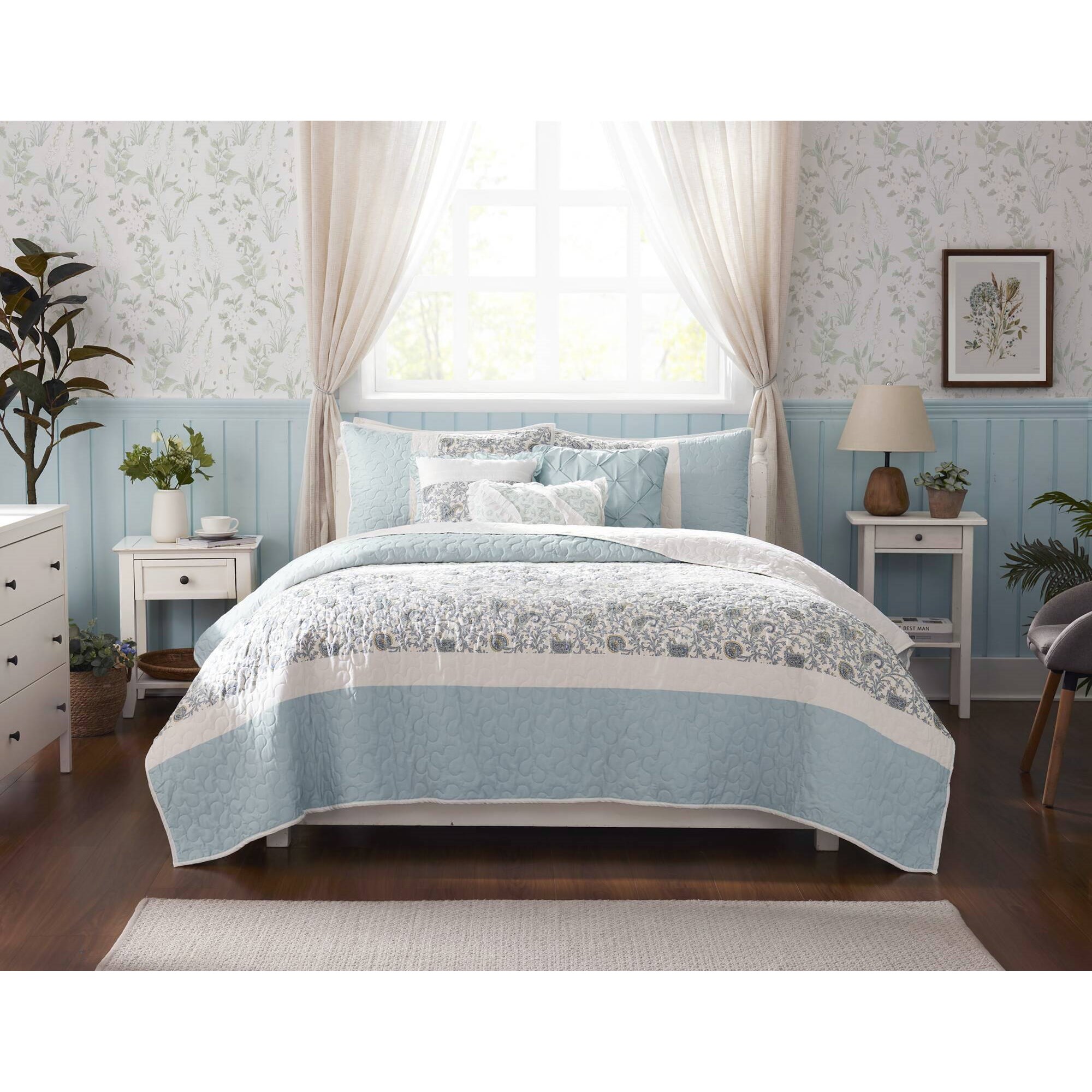 Dawn 6 Piece Cotton Percale Quilt Set with Throw Pillows