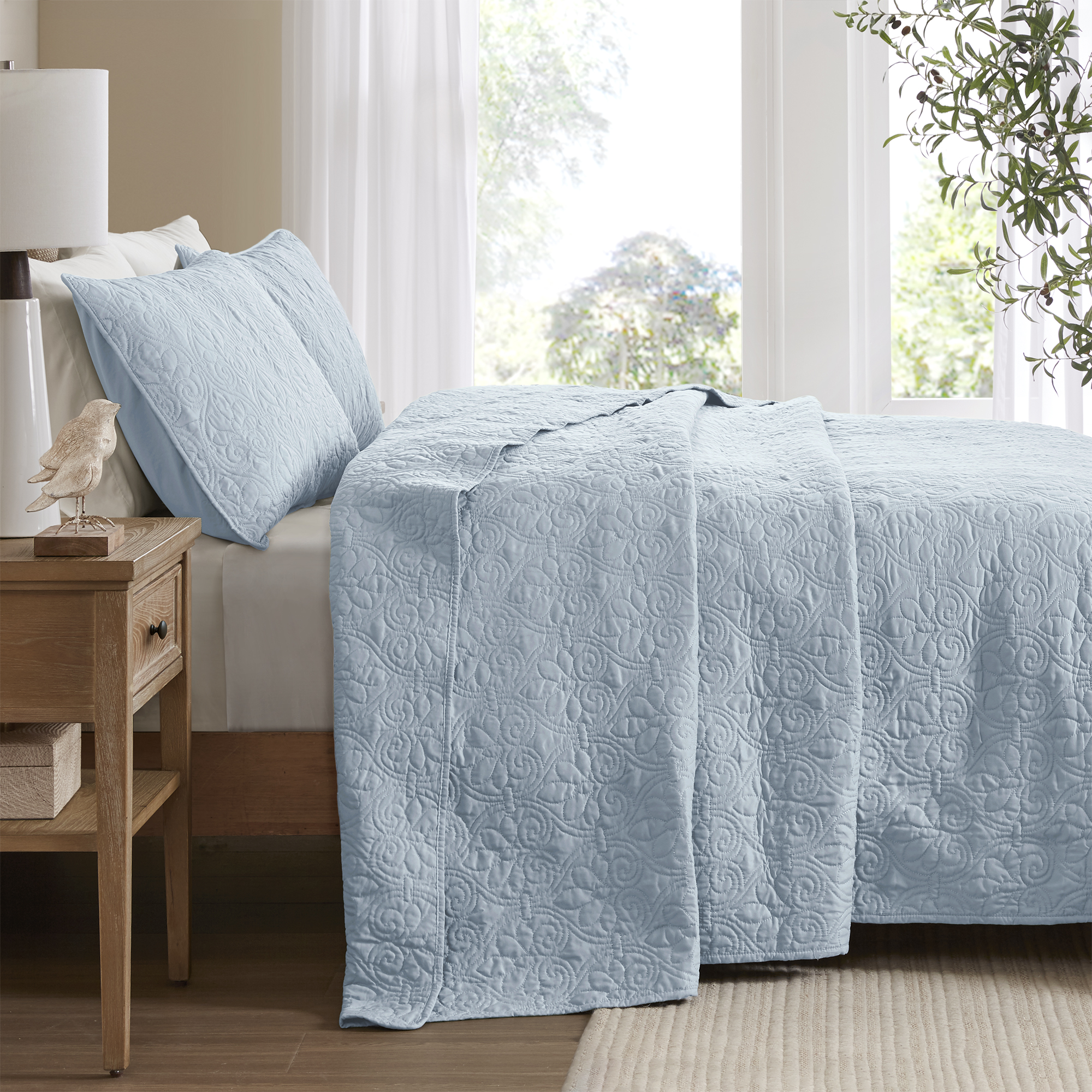 Quebec Reversible Bedspread Set