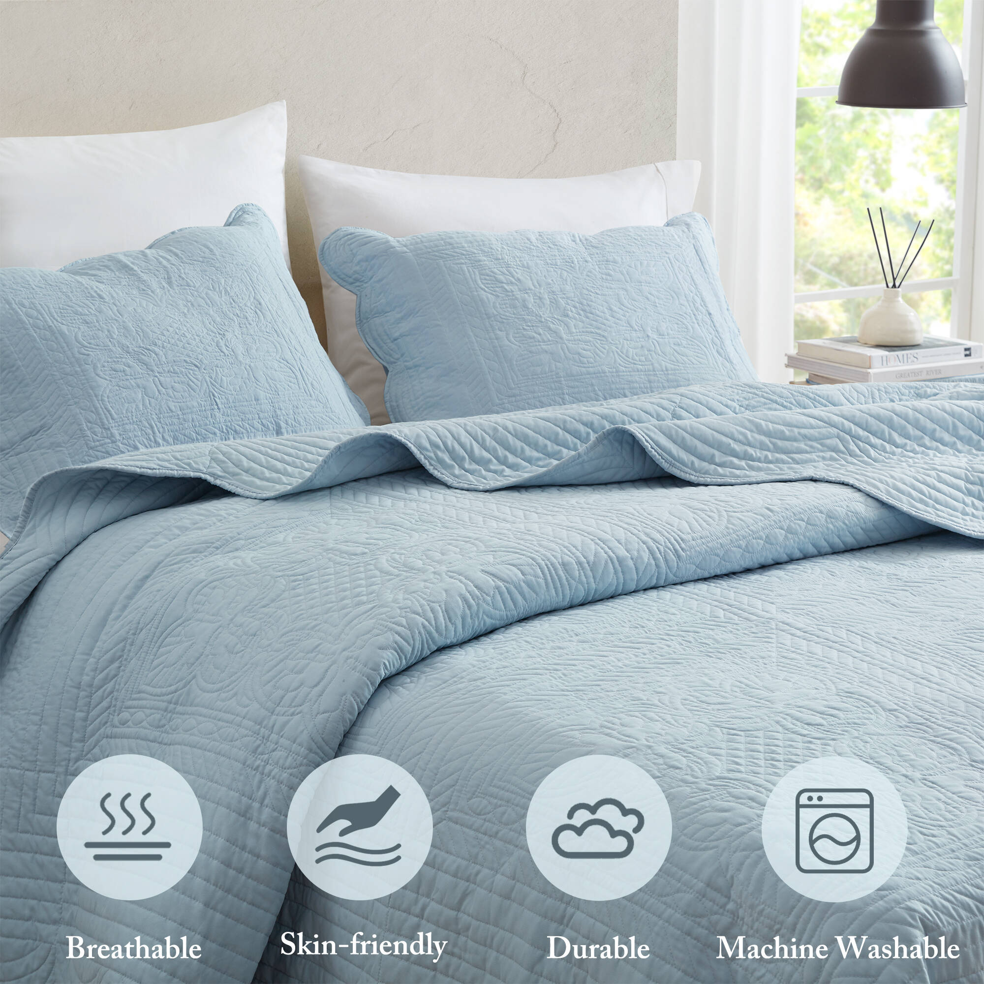 Tuscany 3 Piece Reversible Scalloped Edge Quilt Set