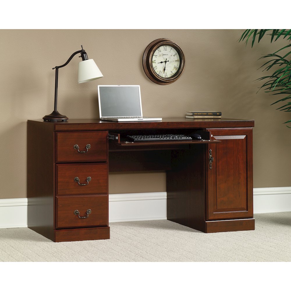 Classic Cherry finish