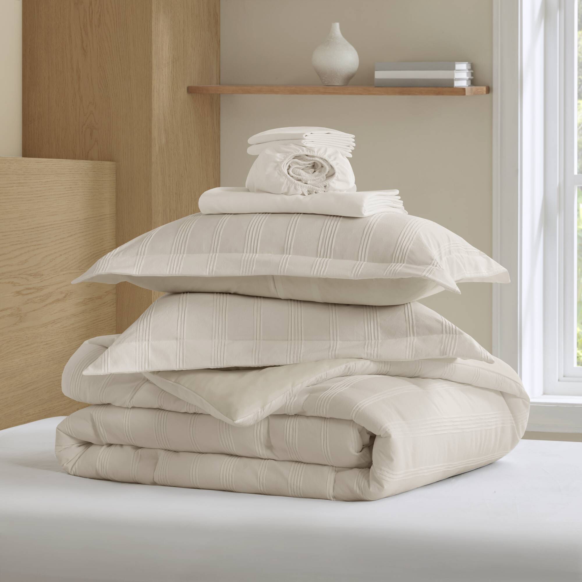 Logan Striped Reversible Pintuck Pleated Comforter Set