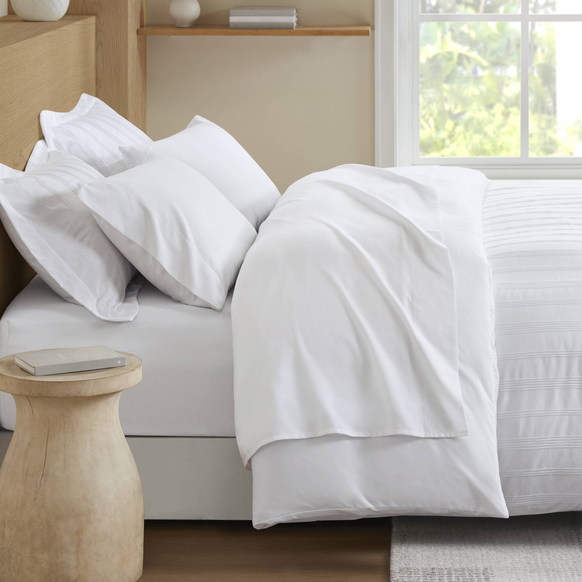 Logan Striped Reversible Pintuck Pleated Duvet Set