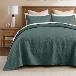 Quebec Reversible Bedspread Set from Madison Park in  Balsam Green. Quebec Reversible Bedspread Set from Madison Park in  Balsam Green. Quebec Reversible Bedspread Set from Madison Park in  Balsam Green. Quebec Reversible Bedspread Set from Madison Park in  Balsam Green. Quebec Reversible Bedspread Set from Madison Park in  Balsam Green.