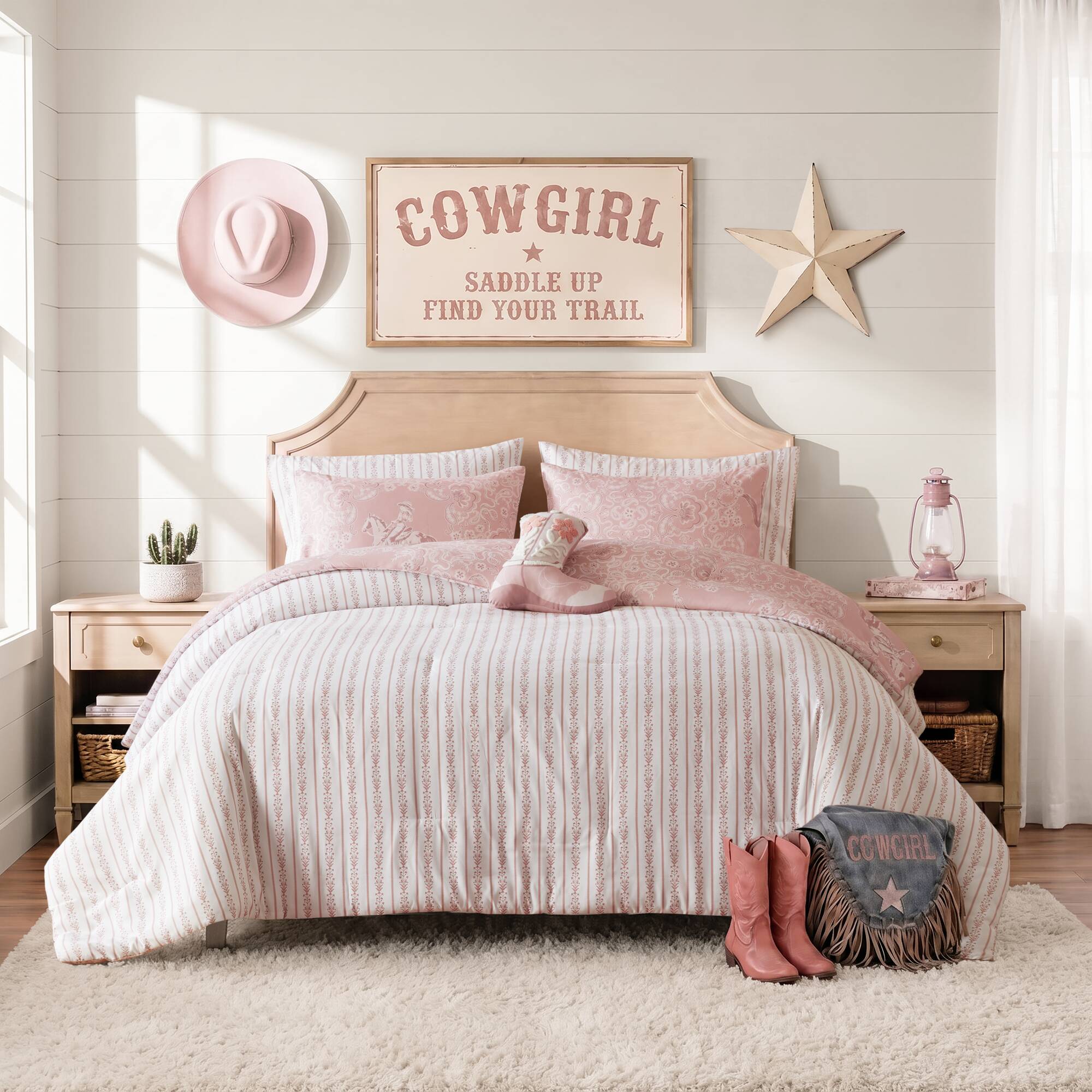 Jesse Comforter Set