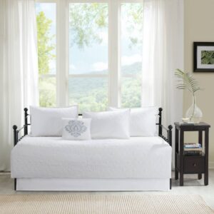 Quebec 6 Piece Reversible Daybed Cover Set from Madison Park in  White. Quebec 6 Piece Reversible Daybed Cover Set from Madison Park in  White. Quebec 6 Piece Reversible Daybed Cover Set from Madison Park in  White. Quebec 6 Piece Reversible Daybed Cover Set from Madison Park in  White. Quebec 6 Piece Reversible Daybed Cover Set from Madison Park in  White.