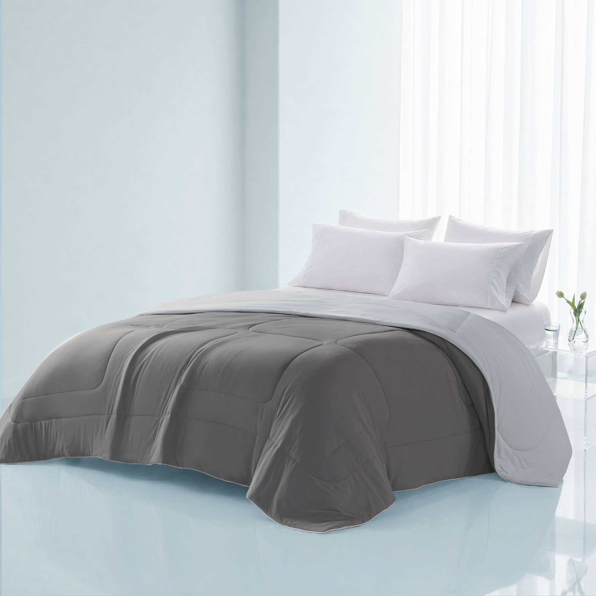 Cooling Lightweight Down Alternative Comforter