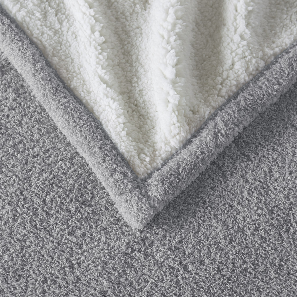 Amira Dream Soft Heated Throw