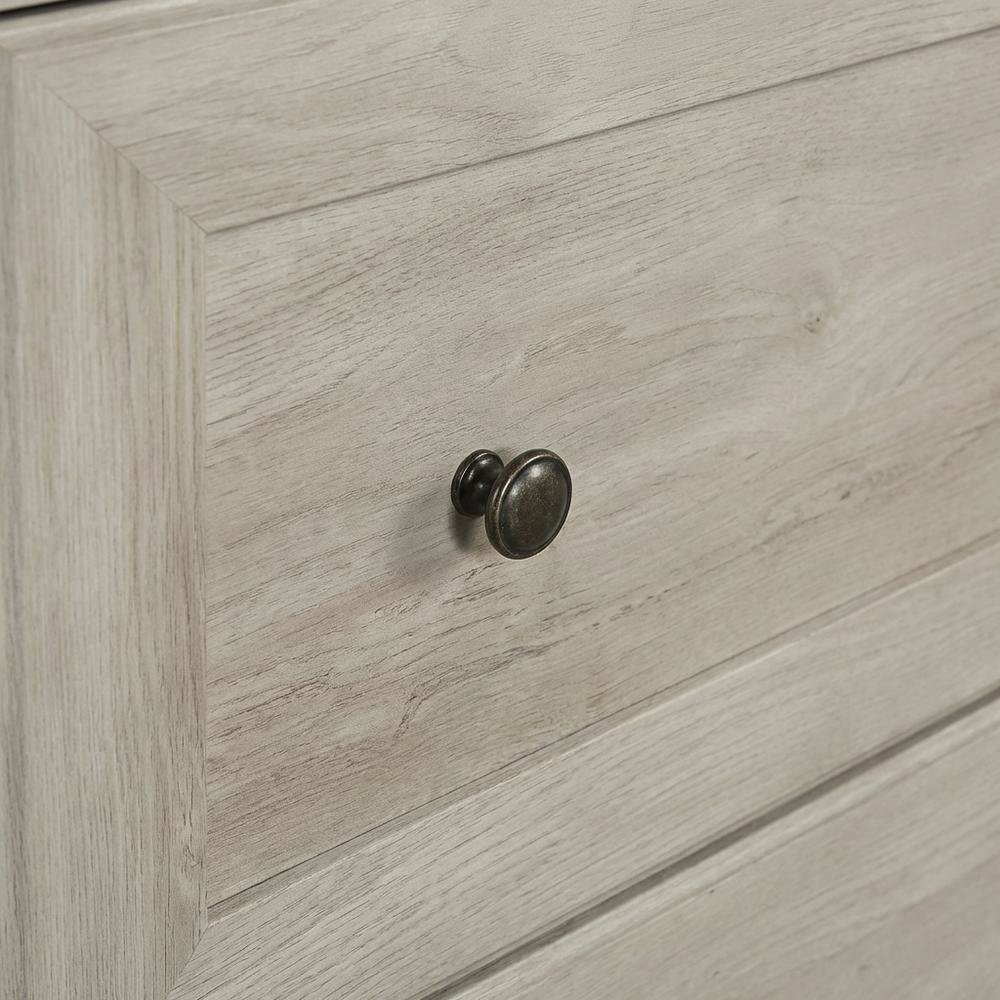 Chalked Chestnut finish