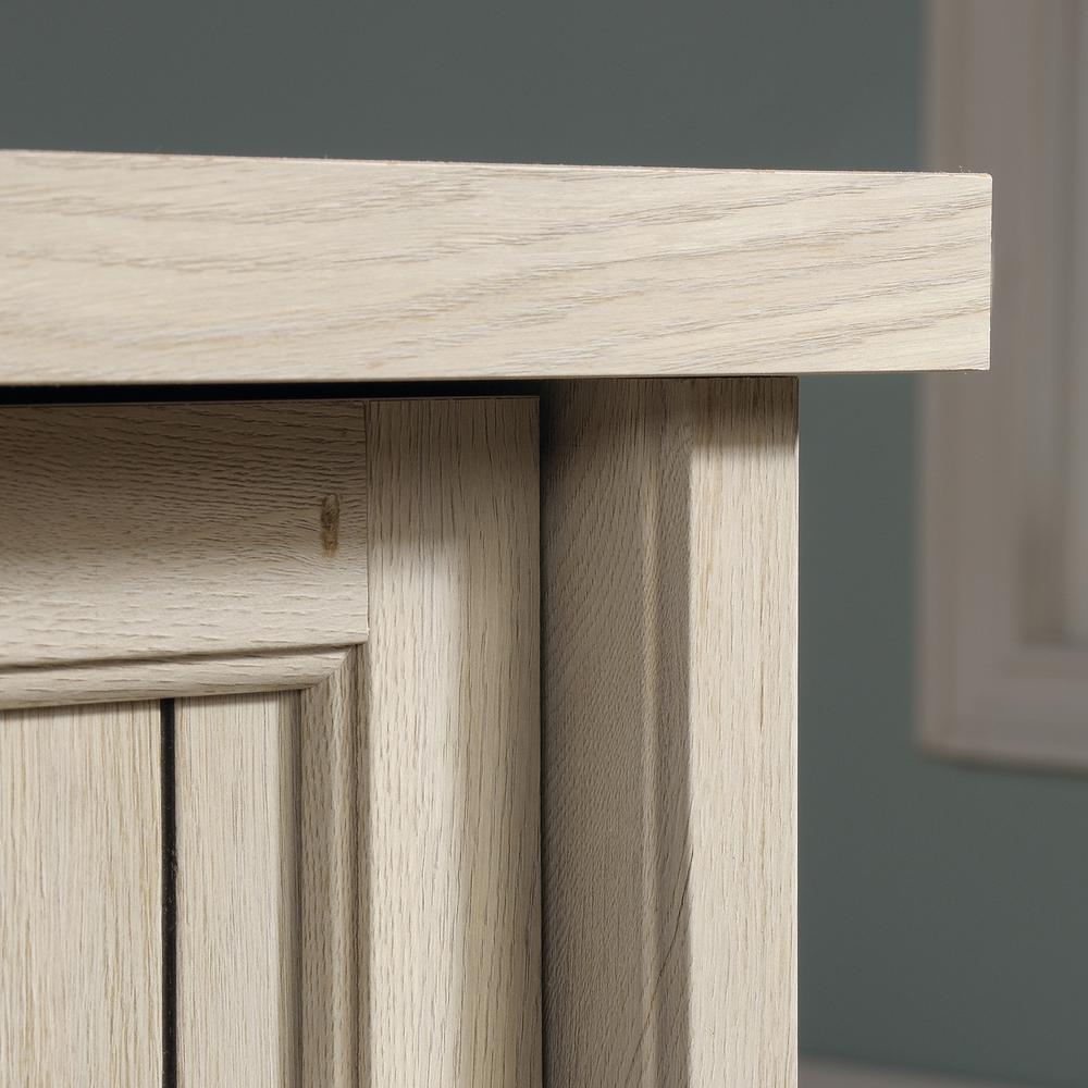 Chalked Chestnut finish