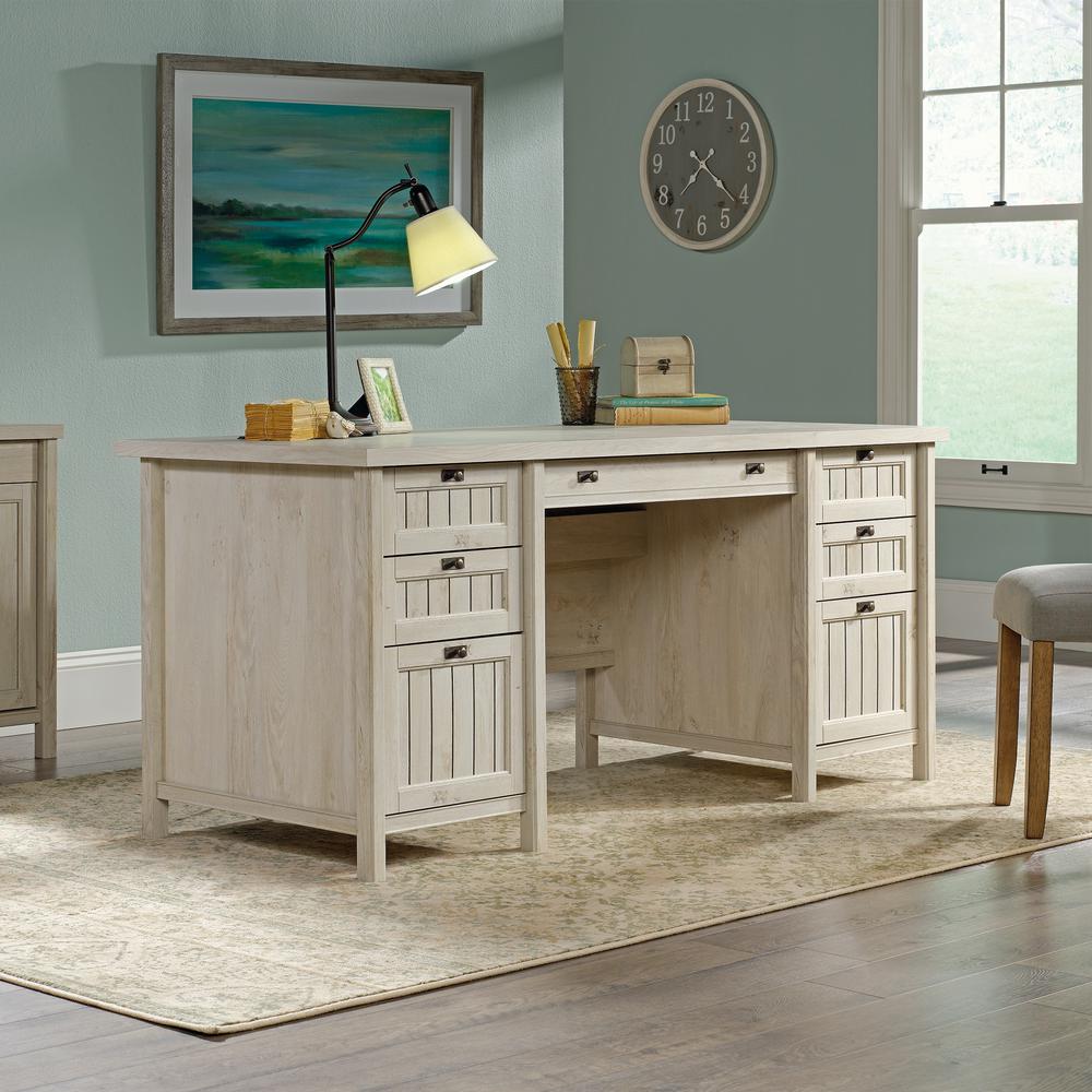 Chalked Chestnut finish