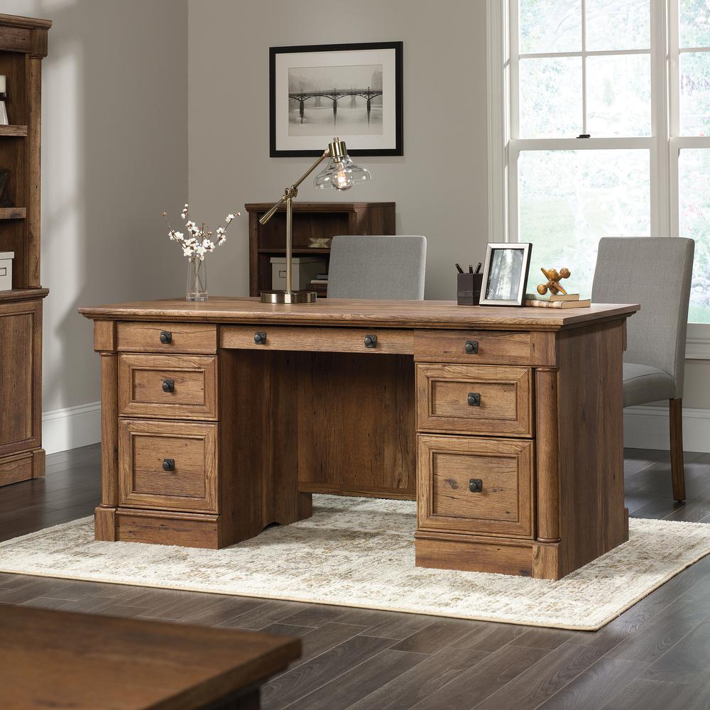 Vintage Oak finish