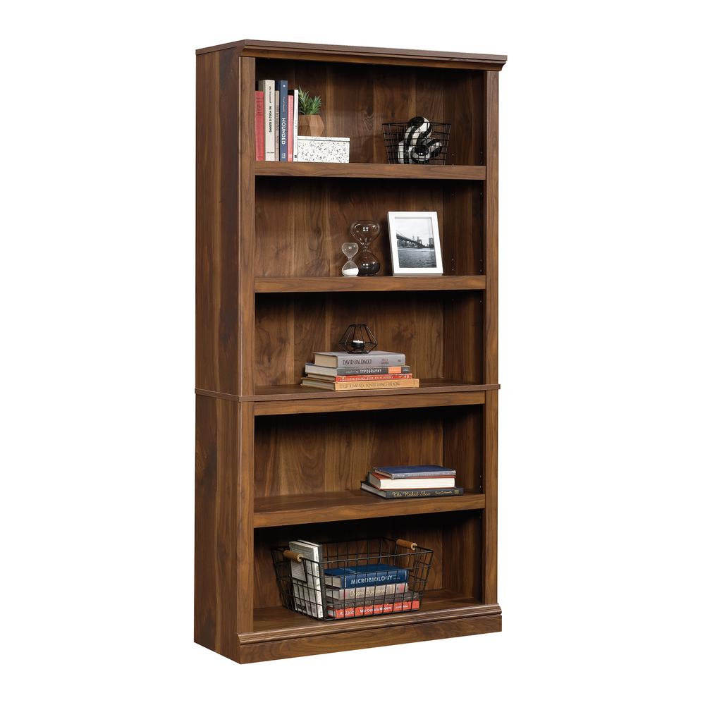 Grand Walnut finish