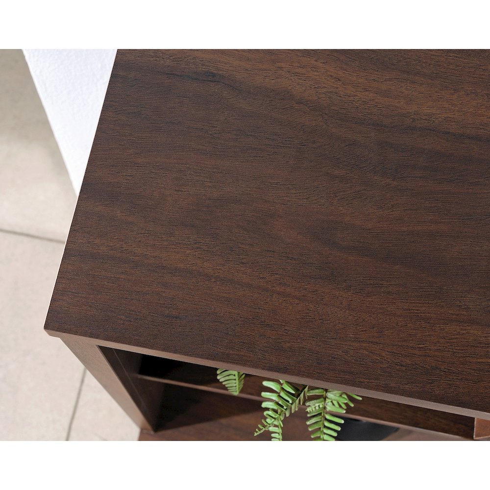 Spiced Mahogany finish