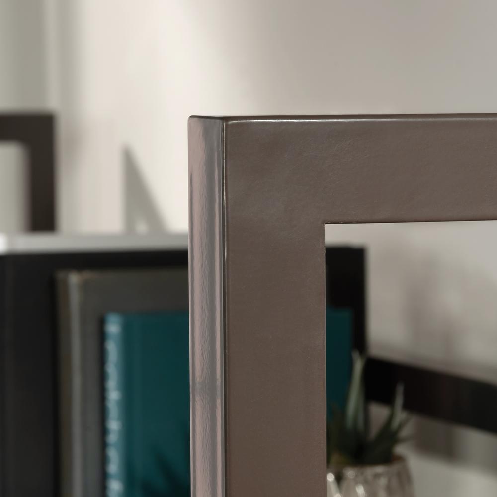 Mystic Oak finish
