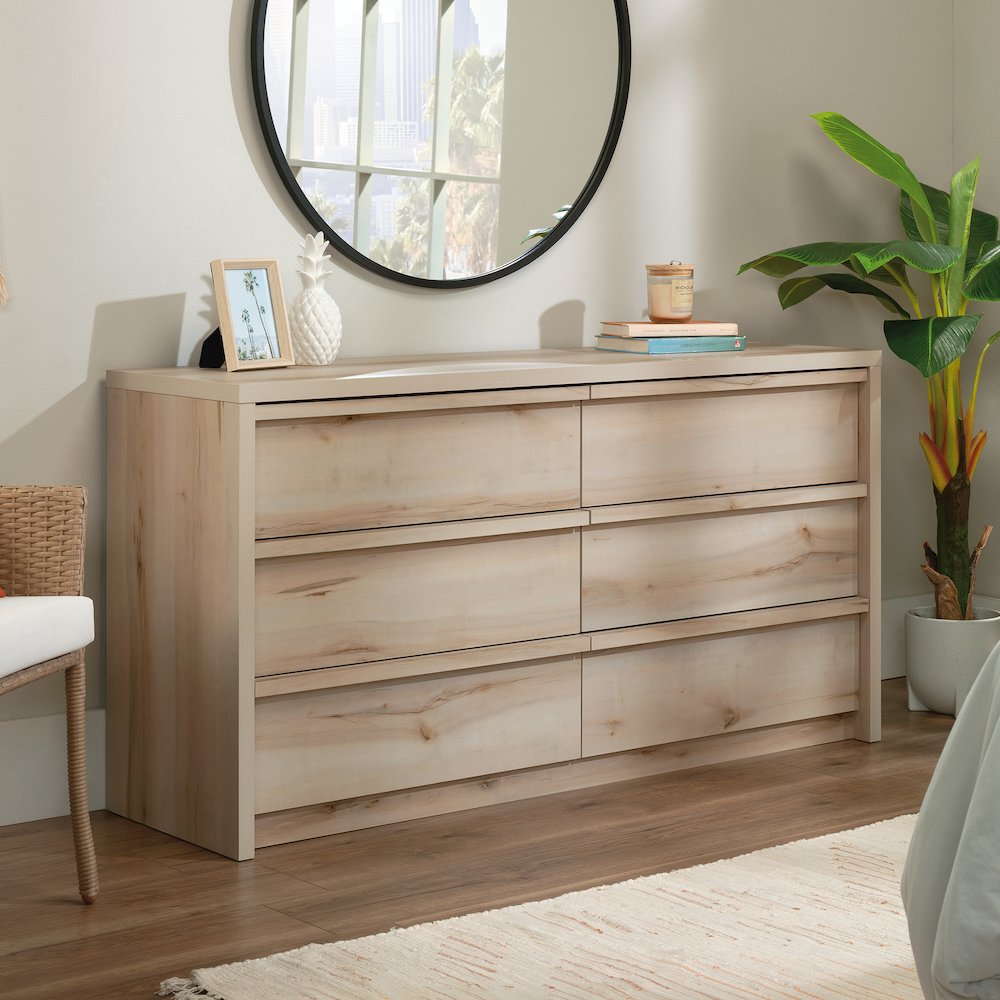 Pacific Maple finish