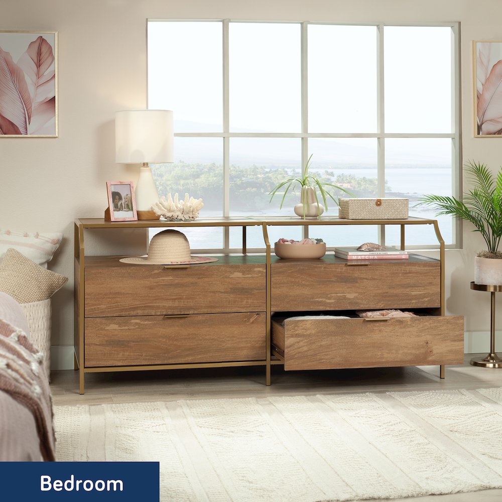 International Lux 4-Drawer Dresser