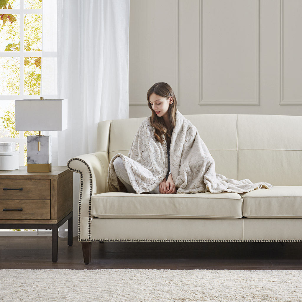 Zuri Oversized Faux Fur Throw